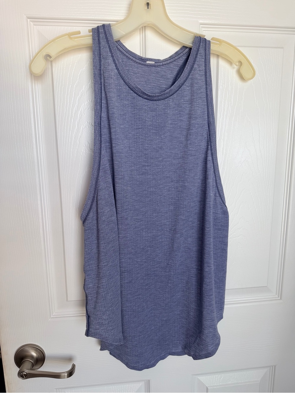 Lululemon workout Tank Top - size 8